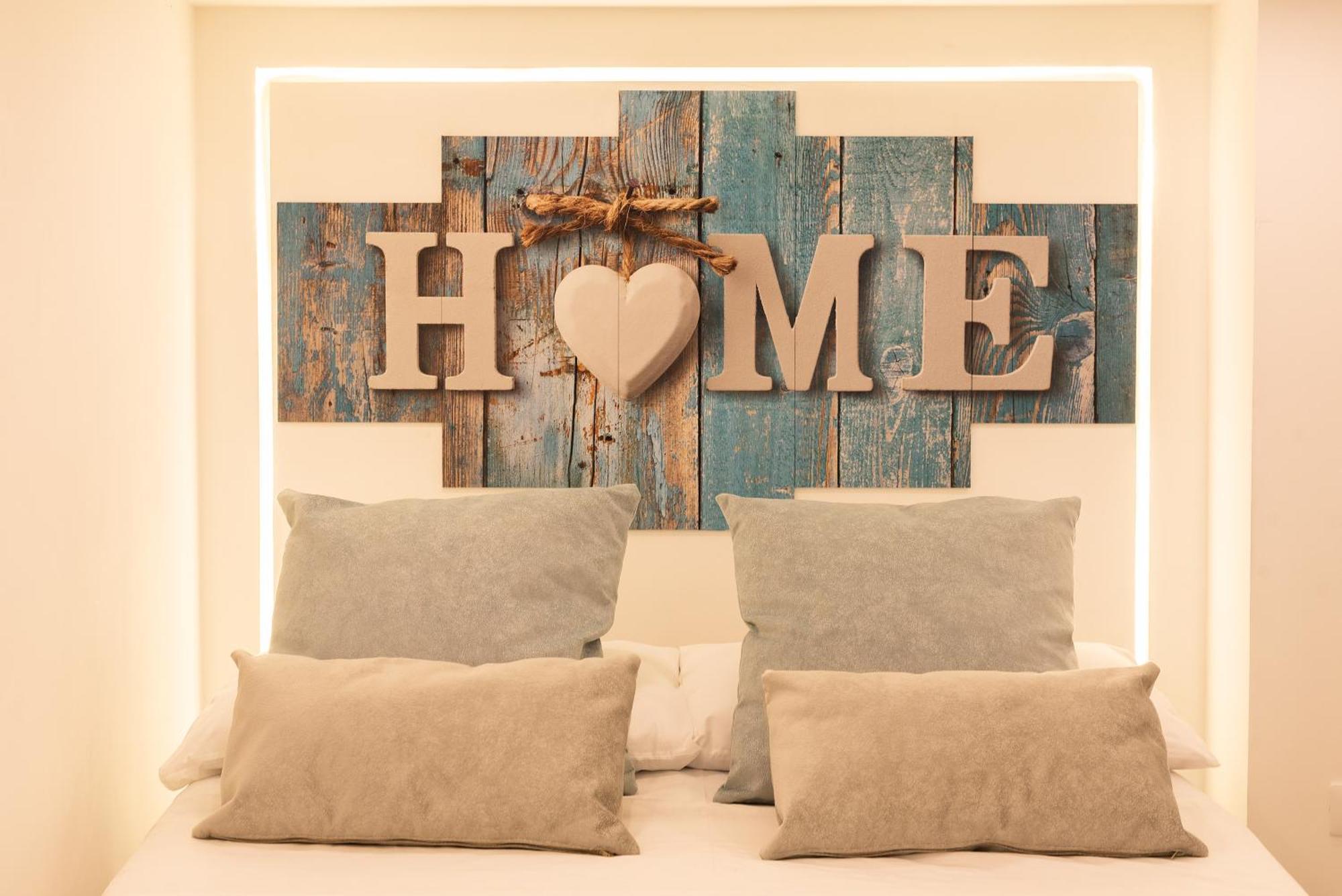 House Benedetta Centro Di Napoli Apartman Kültér fotó